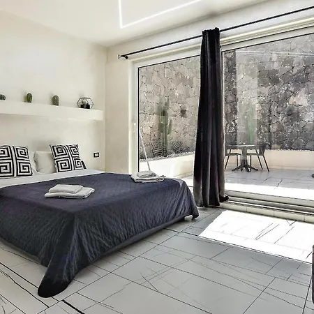 Cozy In With Kitchen * Catania